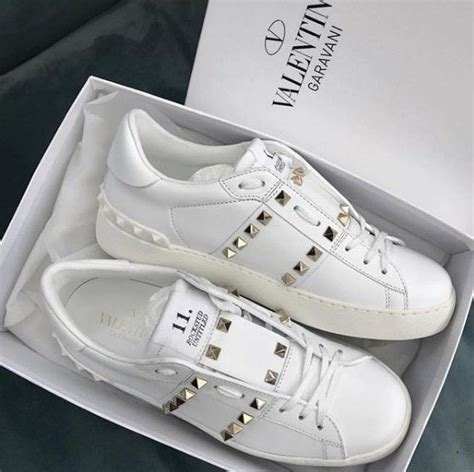 valentino replica shoes singapore|valentino rockstud knockoff.